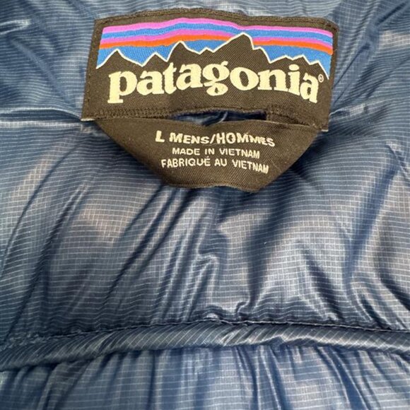 Patagonia Micro Puff Hoody (Men's Large) - Picture 5 of 5